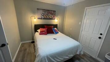 2 Schlafzimmer, Bügeleisen/Bügelbrett, WLAN, Bettwäsche