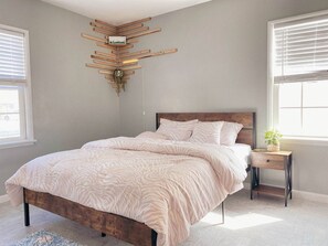 2 Schlafzimmer, Bügeleisen/Bügelbrett, kostenloses WLAN, Bettwäsche