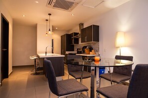 Dining - Luxury Apartment (Managua)