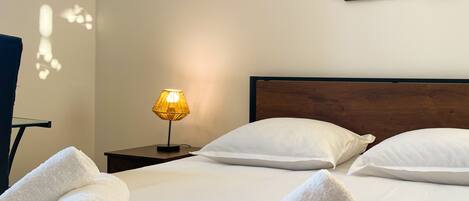 1 chambre, fer et planche à repasser, lit parapluie, Wi-Fi