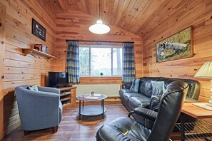 Living area - Dayspring Cottages (Armour)