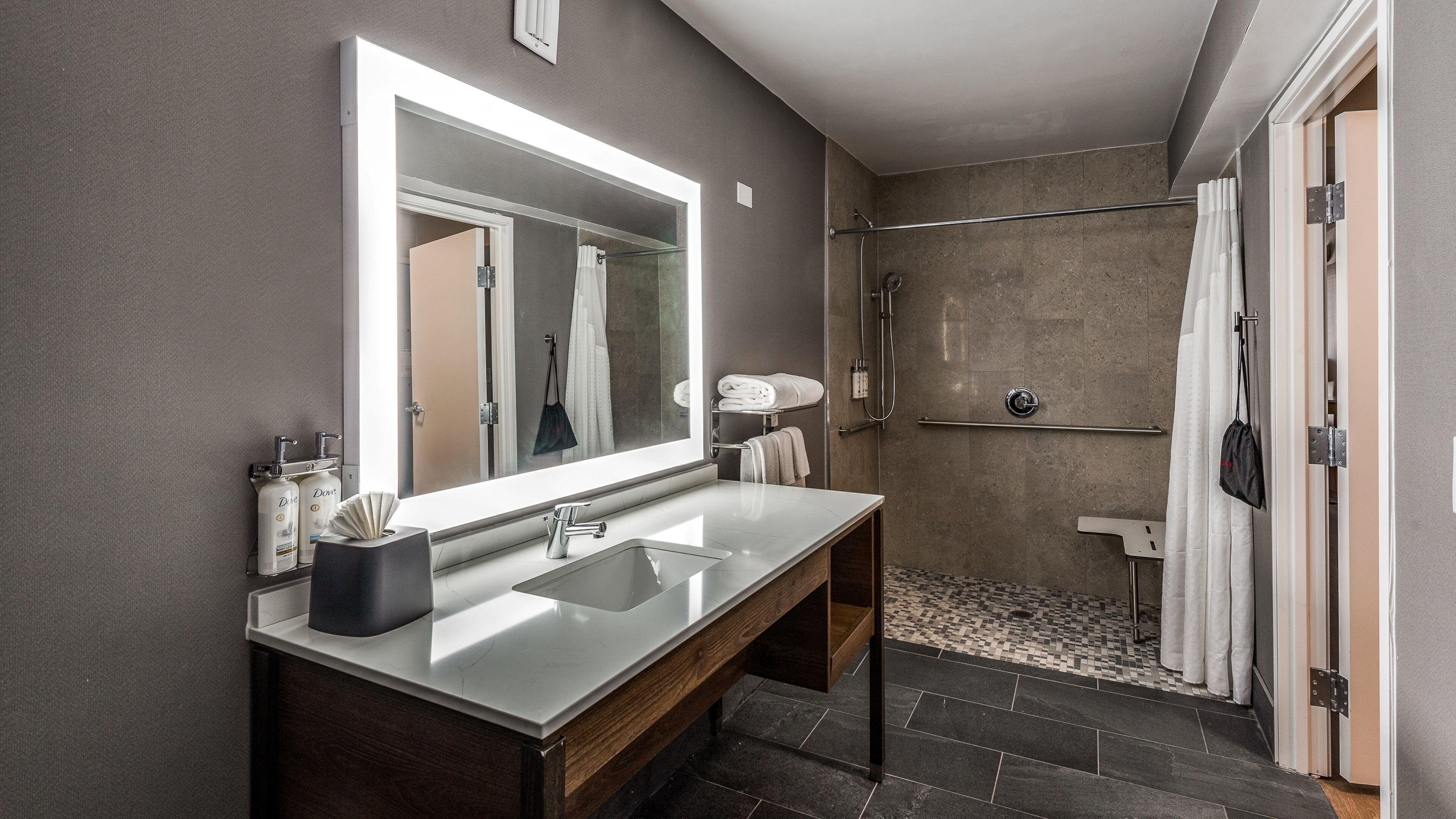 1 bedroom, premium bedding, pillow-top beds, in-room safe