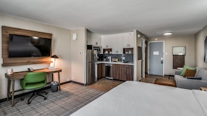 Studiosuite, 1 King-Bett, Küche | 1 Schlafzimmer, hochwertige Bettwaren, Pillowtop-Betten, Zimmersafe
