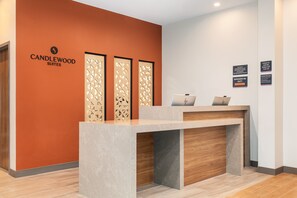 Reception - Candlewood Suites Collingwood by IHG (Collingwood)