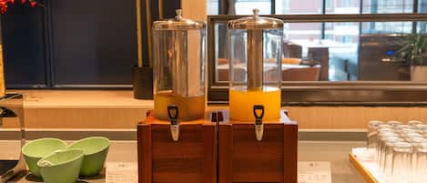 Free daily buffet breakfast