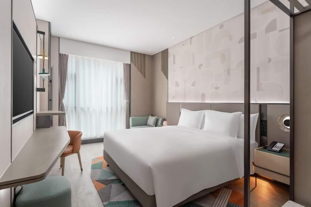 1 slaapkamer, luxe beddengoed, donzen dekbedden, een kluis op de kamer