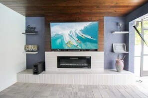 Interior - Chic 3 BR Private Pool Home in Lehigh Acres - The Grand Villa (Lehigh Acres)