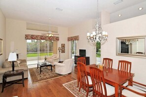 Interior - Lakefront 3/2 home in the University Park Country Club - Pardon Us Golf (Bradenton)