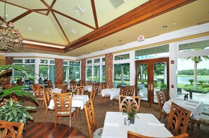 Dining - Lakefront 3/2 home in the University Park Country Club - Pardon Us Golf (Bradenton)