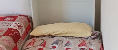 1 bedroom, iron/ironing board, Internet, bed sheets