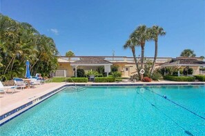 Beheizter Pool