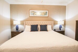 2 chambres, fer et planche à repasser, accès au Wi-Fi (inclus)