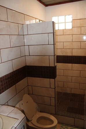 Toallas, jabón y papel higiénico