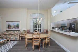 TV - Golf Course Villa In University Park Country Club - Sarasota - Glorious Golfers (Bradenton)