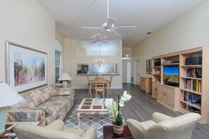 TV - Golf Course Villa In University Park Country Club - Sarasota - Glorious Golfers (Bradenton)