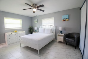 3 chambres, fer et planche à repasser, Wi-Fi gratuit, draps fournis
