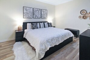 2 chambres, bureau, accès au Wi-Fi (inclus), literie fournie