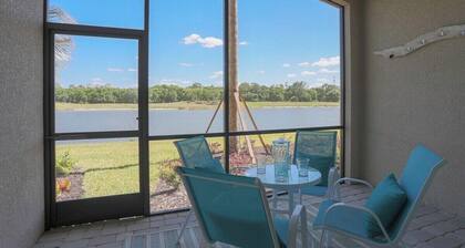 Pet-friendly lakefront condo at Lakewood National Golf Club - Day Dreamer