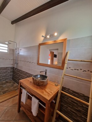 Hair dryer, towels, toilet paper