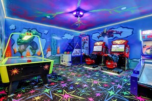 Spielezimmer