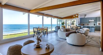 Sunrise to Sunset Views • Cayucos Beachfront Home