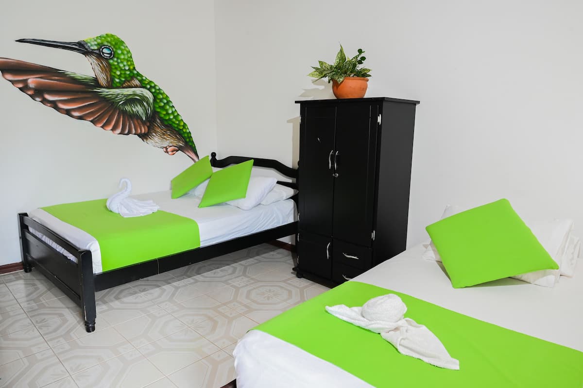 Roupas de cama antialérgicas, edredons de pluma, camas Select Comfort