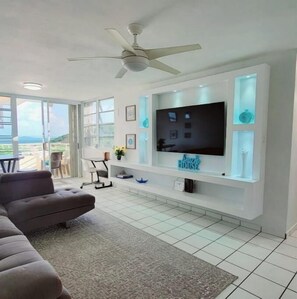 Smart TV