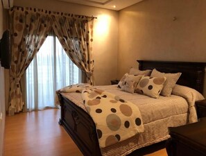 3 bedrooms, WiFi