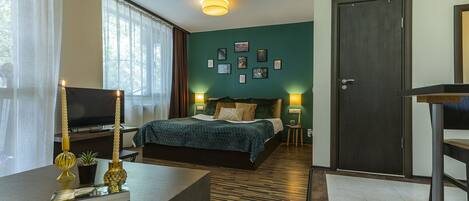 1 bedroom, iron/ironing board, WiFi, bed sheets