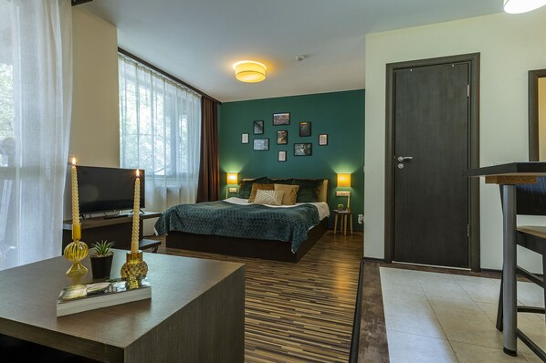 1 chambre, fer et planche Ă repasser, Wi-Fi, draps fournis