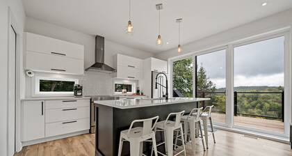 Alpine Chalet - RVMT