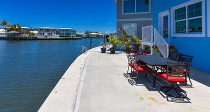 Waterfront River + Ocean Beach Access