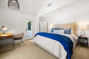 5 bedrooms, desk, iron/ironing board, travel cot - Spacious Remodeled Home With a Pool and Luxe Amenities! (Santa Barbara)