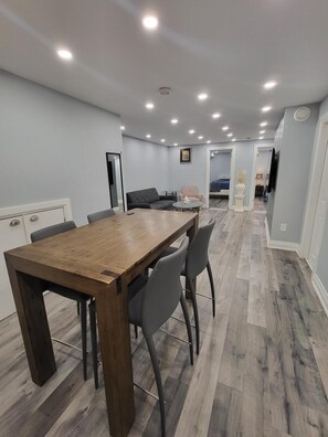 Dining - Guest Suite Apartment with Parking (Mississauga)