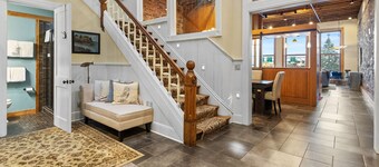 Luxury Condo | Paddle North w/ Private Sauna & Gym