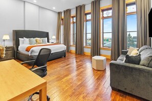 4 Schlafzimmer, Bügeleisen/Bügelbrett, WLAN, Bettwäsche