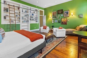 4 chambres, fer et planche à repasser, Wi-Fi, draps fournis