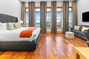 4 chambres, fer et planche à repasser, Wi-Fi, draps fournis