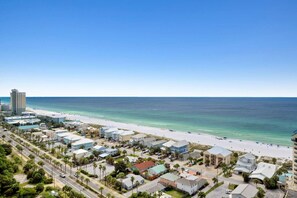 Beach nearby - Ocean Views/Private Beach at Laketown Wharf 1807 (Panama City Beach)