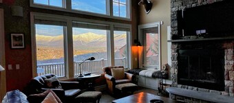 P7 Presidential View townhome  Ski-In Ski-Out with Amazing Views and Dog Friendly!