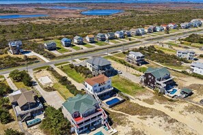 Exterior - Calypso's Dream (North) | Oceanfront | Hot Tub and Dog Friendly (Nags Head)