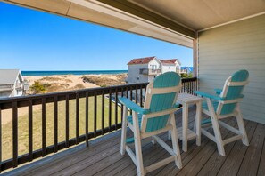 Property grounds - Calypso's Dream (North) | Oceanfront | Hot Tub and Dog Friendly (Nags Head)