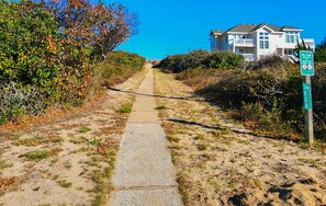 Property grounds - Finis Terre - Enjoy Unique Relxation at this wonderful beach home with panoramic ocean views! (Southern Shores)