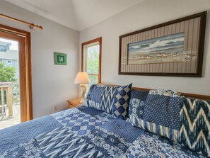 5 bedrooms, travel crib, WiFi, bed sheets