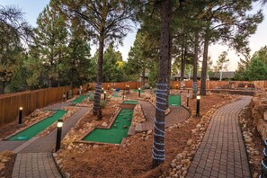 Property grounds - 1 Bedroom Condo, Sleeps 4, Full Kitchen, Golf Course, Wyndham Flagstaff Resort!! (Flagstaff)