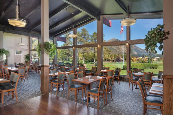 Dining - 1 Bedroom Condo, Sleeps 4, Full Kitchen, Golf Course, Wyndham Flagstaff Resort!! (Flagstaff)