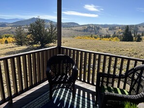 Property grounds - Secluded Cabin with Breathtaking Views on 3 Acres (Jefferson)