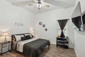3 chambres, bureau, fer et planche à repasser, Wi-Fi gratuit