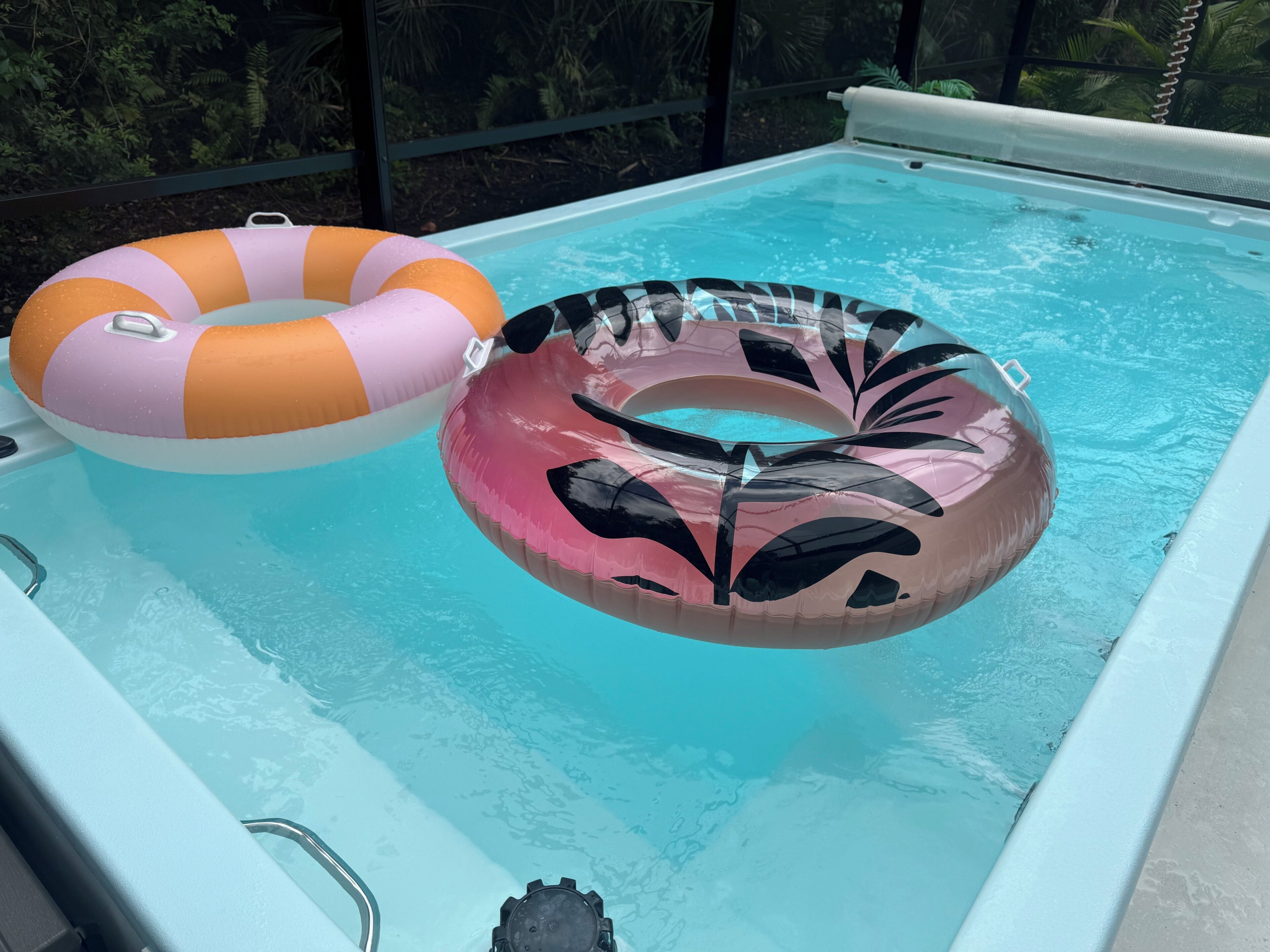 Piscine extérieure, piscine chauffée