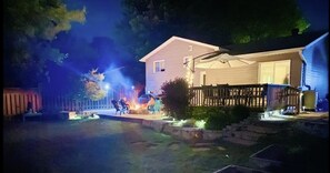 Terrace/patio - Spacious family friendly private home with a children's climbing wall & fire pit (Port Elgin)